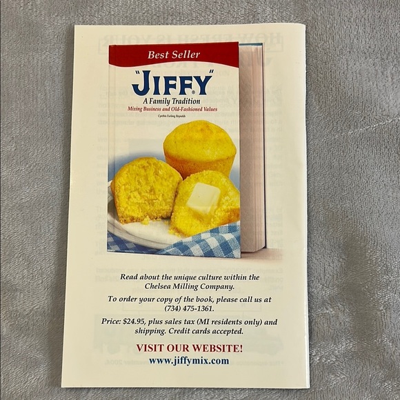 Assorted Recipe Book Collection - Picture 7 of 9